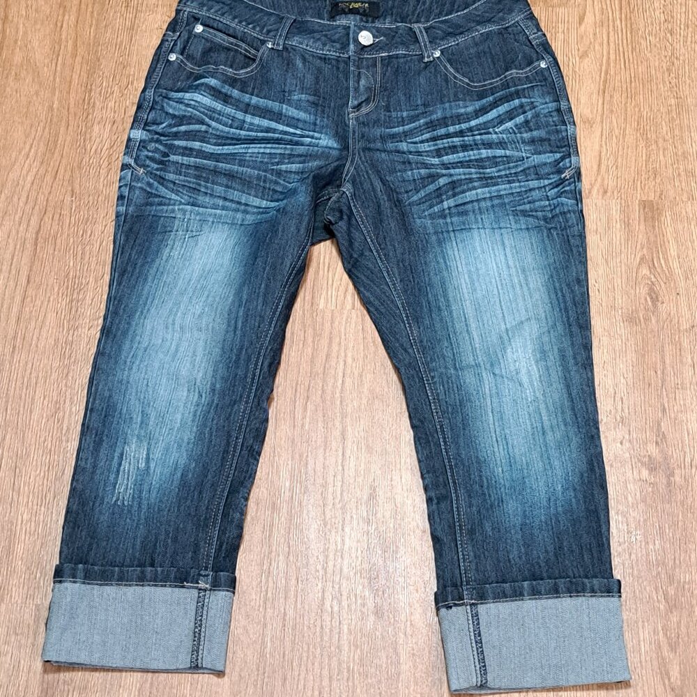 Rocawear Dark Blue Capri Cuffed Denim Jean Size Misses 14